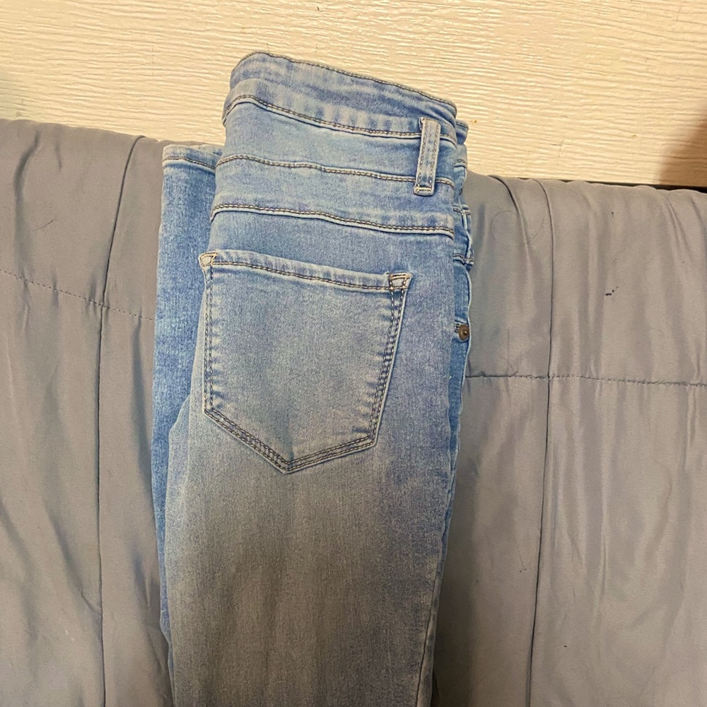 Midrise skinnies
